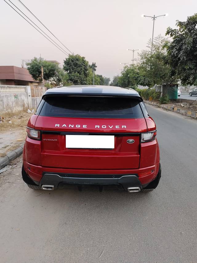 https://images10.gaadi.com/usedcar_image/4605185/original/processed_c46be5a4-1420-4486-8553-b1229163d9bb.jpg?imwidth=6402