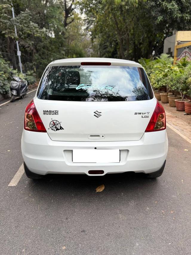 https://images10.gaadi.com/usedcar_image/4605212/original/processed_8bc59522404964eedd31754cb341f13b.jpg?imwidth=6401
