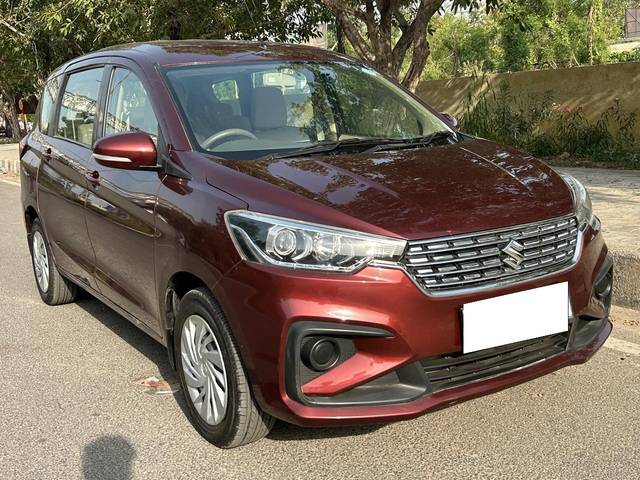 https://images10.gaadi.com/usedcar_image/4605220/original/processed_8409ba97892820bbea9066a6b16acb25.jpg?imwidth=6400
