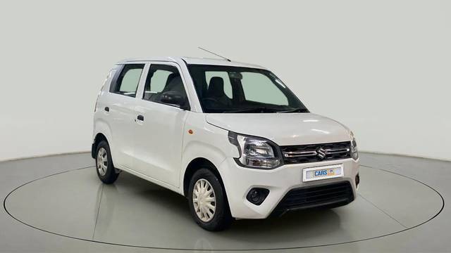 https://images10.gaadi.com/usedcar_image/4605223/original/c352aa7d25b335b277fd3923796f4e67.jpg?imwidth=6400