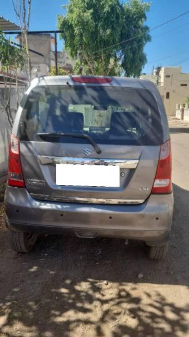 https://images10.gaadi.com/usedcar_image/4605228/original/processed_3c7df992-0180-4f44-8f23-7b67c75781a0.jpg?imwidth=6400