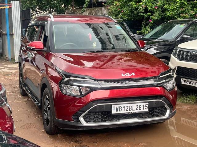 https://images10.gaadi.com/usedcar_image/4605232/original/processed_dfbff8f1cf72cad50e81169d3726a660.jpg?imwidth=6400