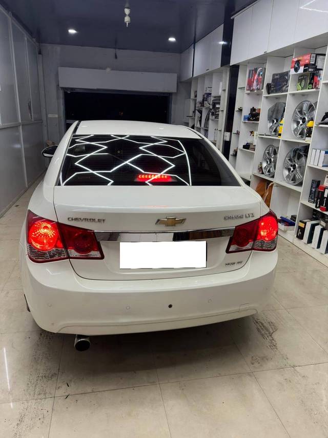 https://images10.gaadi.com/usedcar_image/4605239/original/processed_a92087d5939a650fc95b58bec10adf95.jpg?imwidth=6401