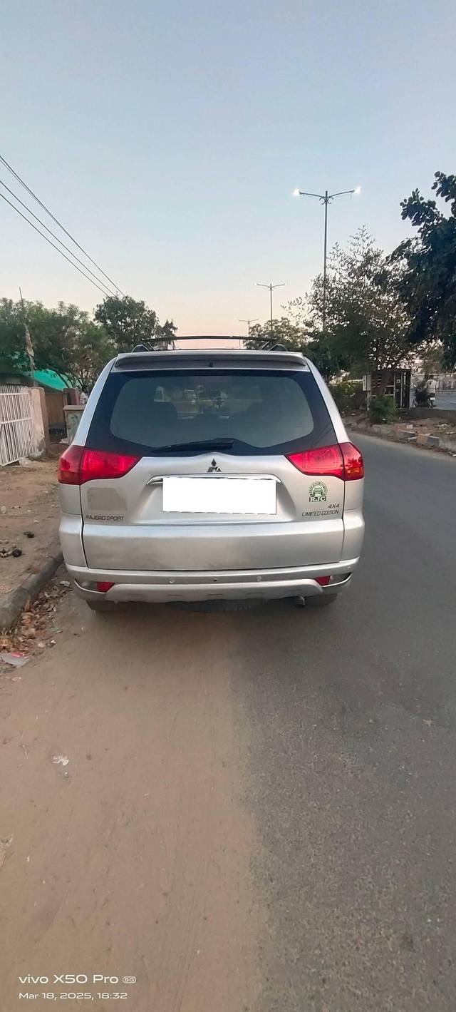 https://images10.gaadi.com/usedcar_image/4605246/original/processed_f1185714-278a-48f3-9c9a-e6a52e646e64.jpg?imwidth=6402