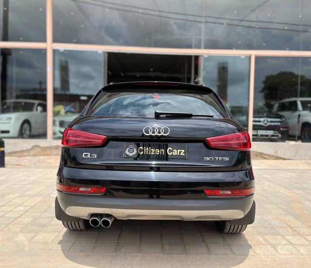 https://images10.gaadi.com/usedcar_image/4605263/original/processed_ca42594effc3fa16ddc5488aa1f491c1.jpg?imwidth=6402