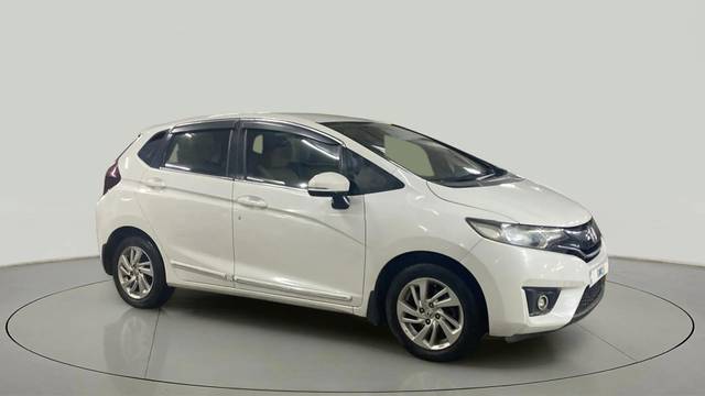 https://images10.gaadi.com/usedcar_image/4605268/original/f0ab77cbe356c0b13563ff0aaeab3264.jpg?imwidth=6400
