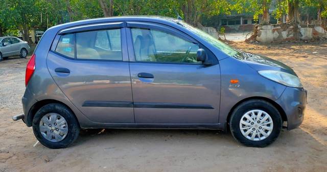 https://images10.gaadi.com/usedcar_image/4605271/original/processed_3607a438e1d78e0ebdcbe309fe1612a6.jpg?imwidth=6401