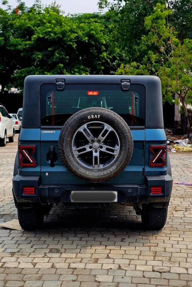 https://images10.gaadi.com/usedcar_image/4605272/original/processed_55e6427b1f4015bb1507f5b17b0730d4.jpg?imwidth=6402