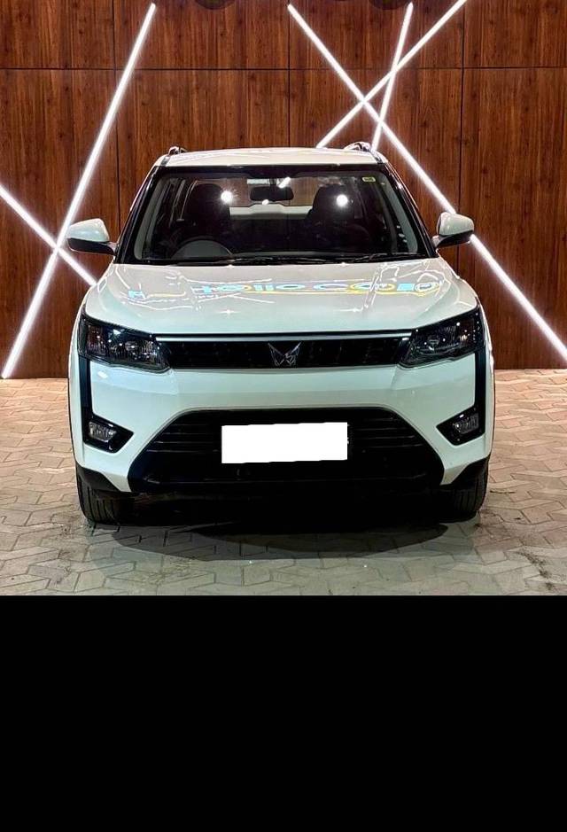 https://images10.gaadi.com/usedcar_image/4605277/original/processed_a6dadabf5e497f6615a1b72c6e1f94bb.jpg?imwidth=6401