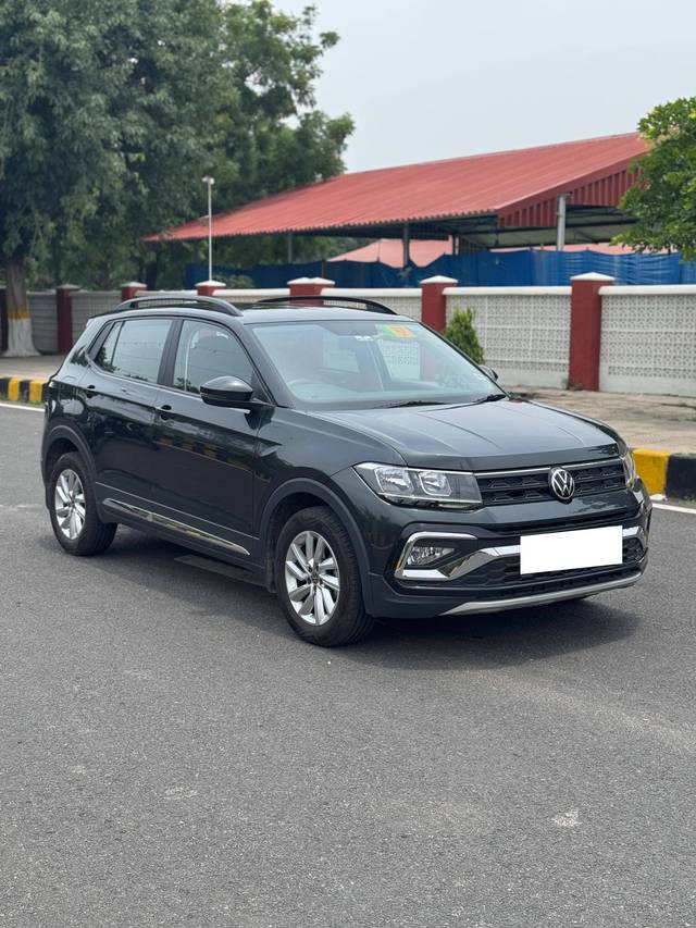 https://images10.gaadi.com/usedcar_image/4605284/original/processed_e5210b76400561c7fc4a87fbfa5e9adc.jpg?imwidth=6400