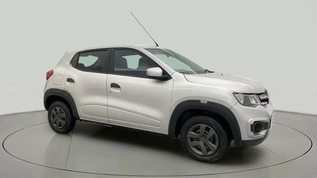 https://images10.gaadi.com/usedcar_image/4605333/original/73df199e1fd8057aeeb8cee03ba6c61e.jpg?imwidth=6400