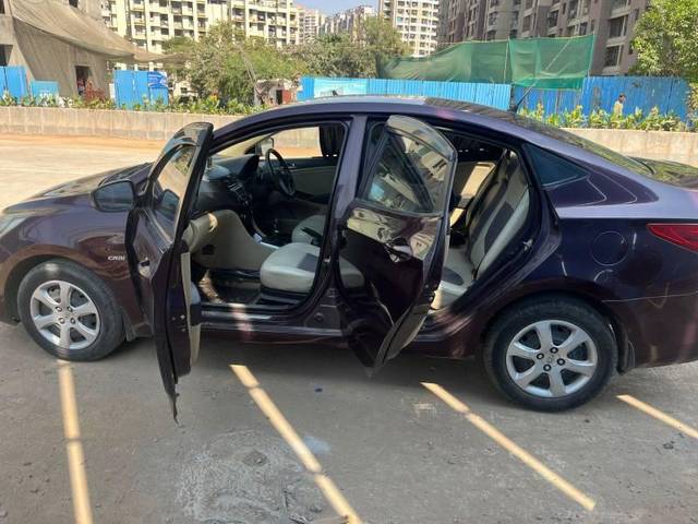 https://images10.gaadi.com/usedcar_image/4605337/original/processed_ad0d9f4e-3557-45f0-939b-8641e936472e.jpg?imwidth=6401