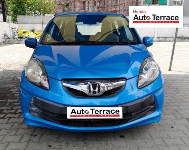 https://images10.gaadi.com/usedcar_image/4605353/original/b1939646ea5f0a51aec79d4ea288af5a.jpeg?imwidth=6400