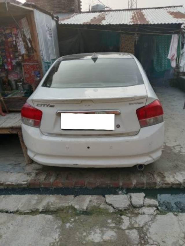 https://images10.gaadi.com/usedcar_image/4605365/original/processed_3e4cfe96-f7c6-4c92-ac26-be7e1e157184.jpg?imwidth=6401