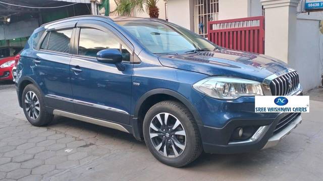https://images10.gaadi.com/usedcar_image/4605384/original/processed_24733cd43f2fa92dc7236c821bd33c65.jpg?imwidth=6400