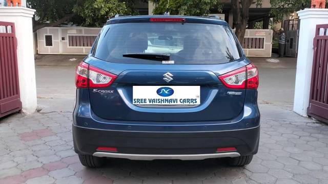 https://images10.gaadi.com/usedcar_image/4605384/original/processed_b6e1419a3165a2b9d65121d8992e24b0.jpg?imwidth=6402