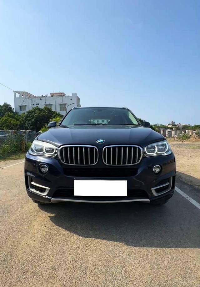 https://images10.gaadi.com/usedcar_image/4605390/original/processed_75985b0bcab1ed844bb7a40bf89a4485.jpg?imwidth=6400