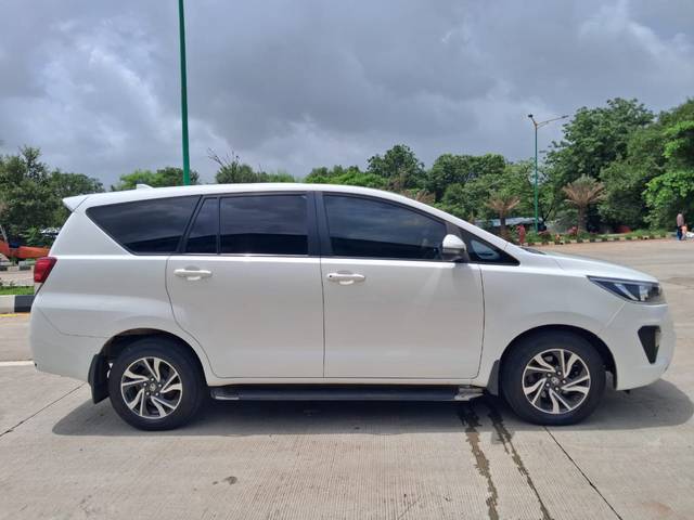 https://images10.gaadi.com/usedcar_image/4605393/original/83f26c0dd10fdf45711e19ca74490d3f.jpg?imwidth=6401