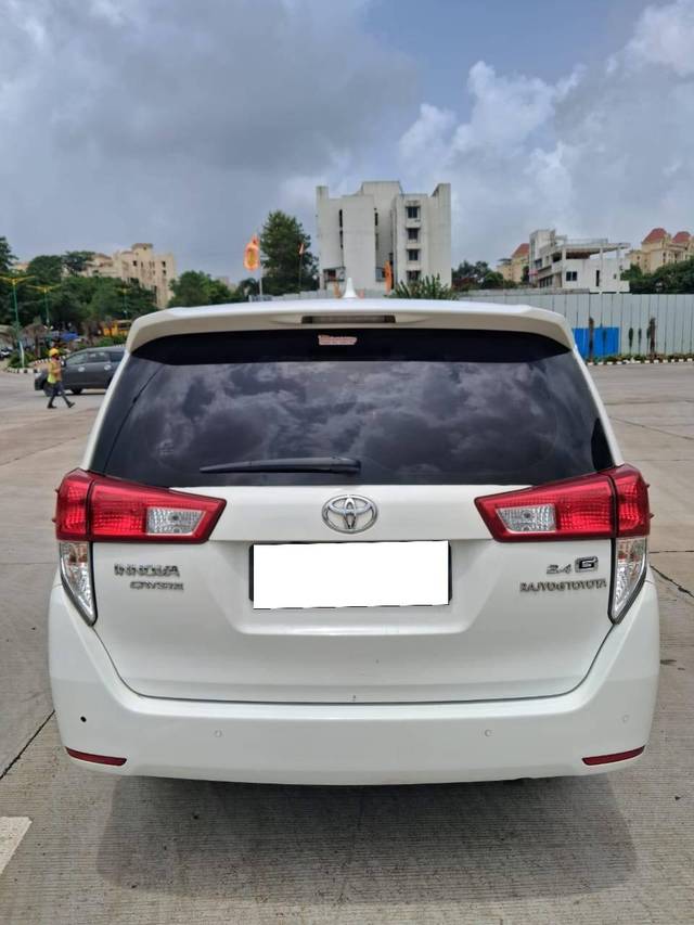 https://images10.gaadi.com/usedcar_image/4605393/original/processed_f2d7516f29d9cdc5c74a401e4aab3976.jpg?imwidth=6402