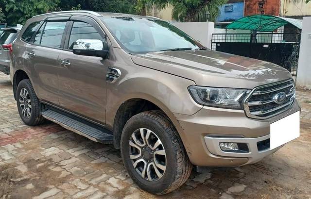 https://images10.gaadi.com/usedcar_image/4605398/original/processed_4396577877aea1b66c440c237a4262dd.jpg?imwidth=6400