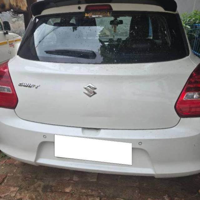 https://images10.gaadi.com/usedcar_image/4605405/original/processed_5a58ffea-3fe8-48e7-a75c-8bd92b7e89a0.jpg?imwidth=6401