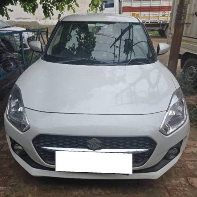 https://images10.gaadi.com/usedcar_image/4605405/original/processed_771ef657-f80e-460a-9a87-95a3caa12abe.jpg?imwidth=6400