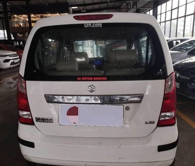 https://images10.gaadi.com/usedcar_image/4605408/original/processed_efde2cc1-ce0c-4a2d-bd29-bdbf7b56a2b1.jpg?imwidth=6401