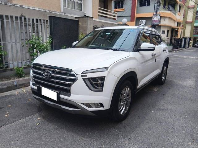 https://images10.gaadi.com/usedcar_image/4605424/original/processed_85a9b53f0487b5ebe9a2163bf7e1eb30.jpg?imwidth=6402