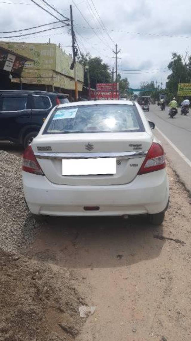 https://images10.gaadi.com/usedcar_image/4605441/original/processed_6f945230-d047-41fe-bb5f-9049bbe6cb9b.jpeg?imwidth=6401