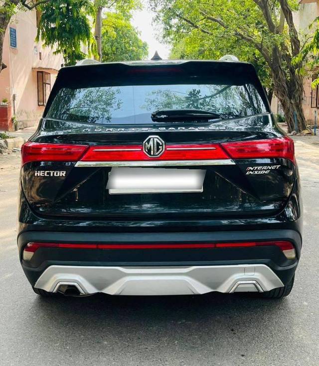 https://images10.gaadi.com/usedcar_image/4605488/original/processed_ee0c5d63ce2fabae35d60ee68f078535.jpg?imwidth=6402