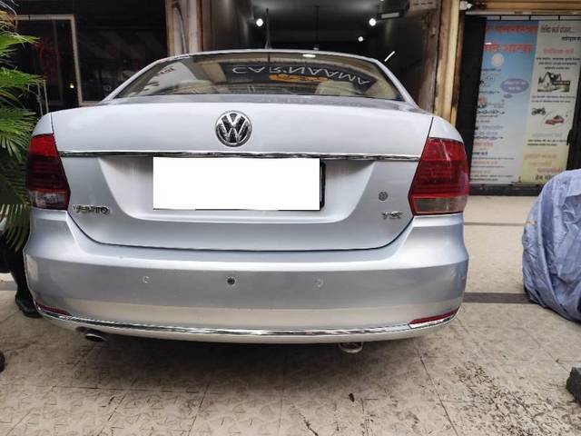 https://images10.gaadi.com/usedcar_image/4605505/original/processed_7d9a5c29-be65-4e51-980f-f7b90777e1e7.jpg?imwidth=6402