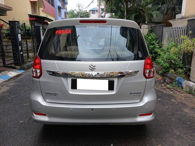 https://images10.gaadi.com/usedcar_image/4605516/original/processed_7310cf593ce70243e1456de26f421811.jpg?imwidth=6401