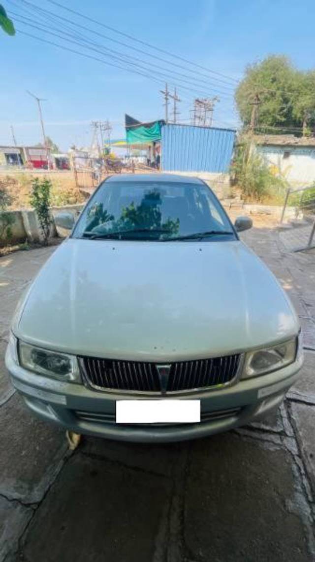 https://images10.gaadi.com/usedcar_image/4605527/original/processed_54cbf843-0a63-4426-813f-29f7da8f175e.jpg?imwidth=6400