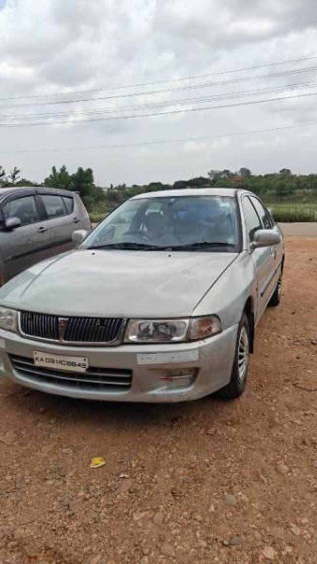 https://images10.gaadi.com/usedcar_image/4605527/original/processed_processed_2d6a428a-bebd-4677-9113-cacefe178500.jpg?imwidth=6400