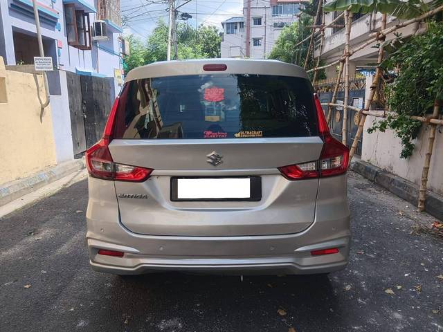 https://images10.gaadi.com/usedcar_image/4605530/original/processed_1fca397df1a7ea714f35aaf4547a716a.jpg?imwidth=6401