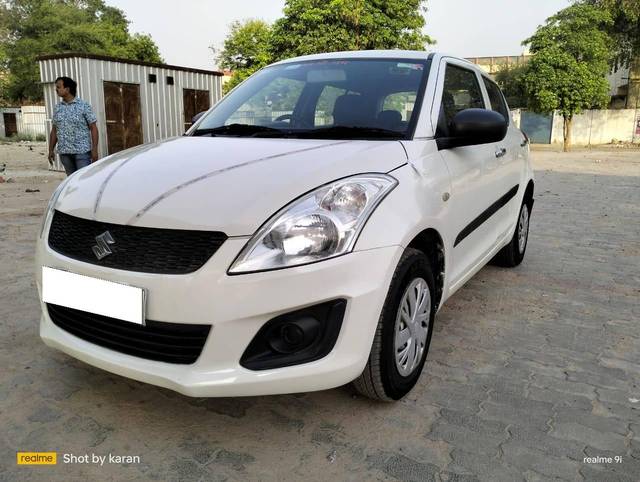 https://images10.gaadi.com/usedcar_image/4605551/original/processed_3efddb184159cd0afb8b9ab6e7372060.jpg?imwidth=6400