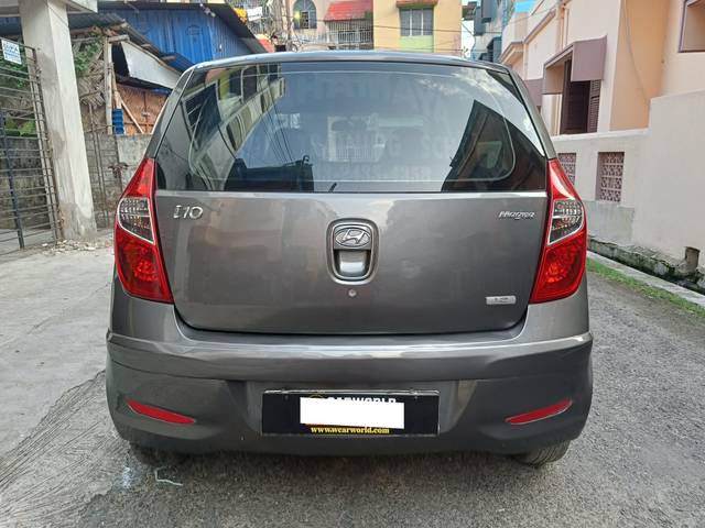 https://images10.gaadi.com/usedcar_image/4605569/original/processed_a413b057044130e5809d1756c8f5900d.jpg?imwidth=6401