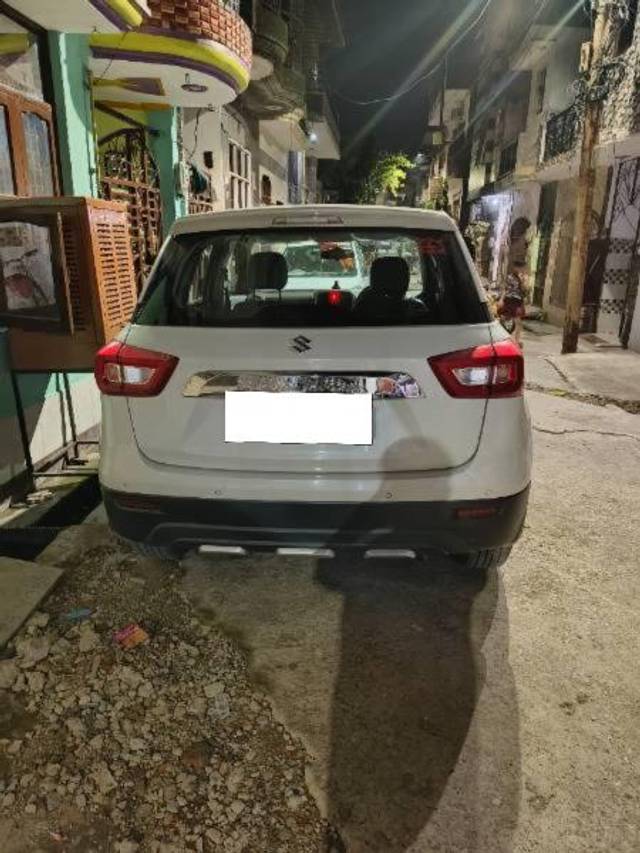 https://images10.gaadi.com/usedcar_image/4605572/original/processed_a35bc19c-36c0-473d-b7e4-bf7c420bd176.jpg?imwidth=6400