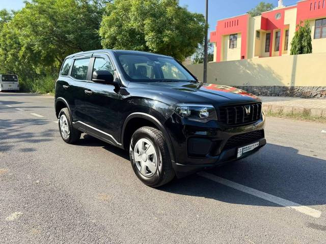 https://images10.gaadi.com/usedcar_image/4605614/original/processed_731156ea3b71f72309c0222dbfb68fd2.jpg?imwidth=6400