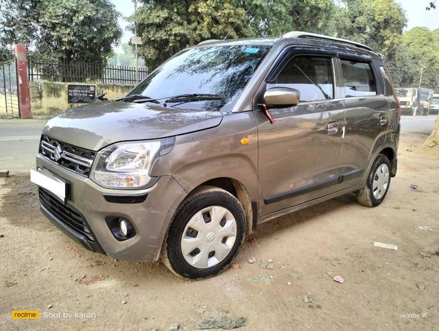https://images10.gaadi.com/usedcar_image/4605623/original/processed_8e164f69ea95c0ba62ed0fd6a2bac279.jpg?imwidth=6400