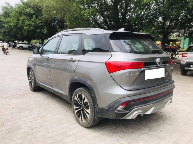 https://images10.gaadi.com/usedcar_image/4605628/original/processed_3e3d6920ce3e559cd1716854fdce3395.jpg?imwidth=6402