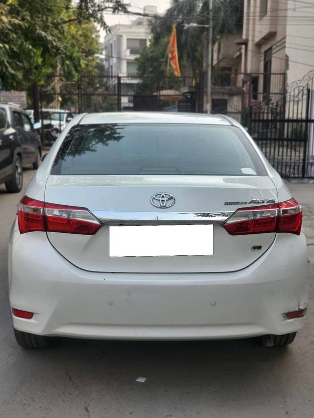 https://images10.gaadi.com/usedcar_image/4605648/original/processed_9dd5e84206fe34e348cbe645c0e963f3.jpg?imwidth=6401