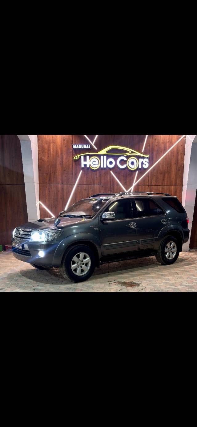 https://images10.gaadi.com/usedcar_image/4605649/original/8f06f6837c9d32c55e0e5297ceac7e62.jpg?imwidth=6402