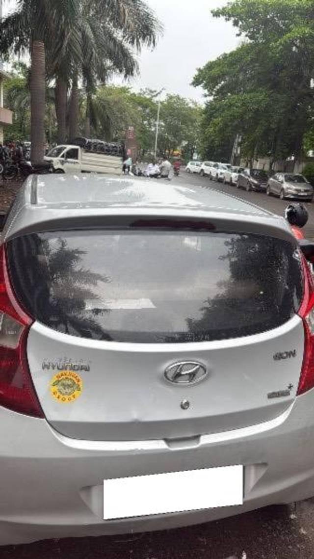https://images10.gaadi.com/usedcar_image/4605651/original/processed_31afc4e7-bd3f-4cd0-b0c6-b8d986dcce8d.jpeg?imwidth=6401