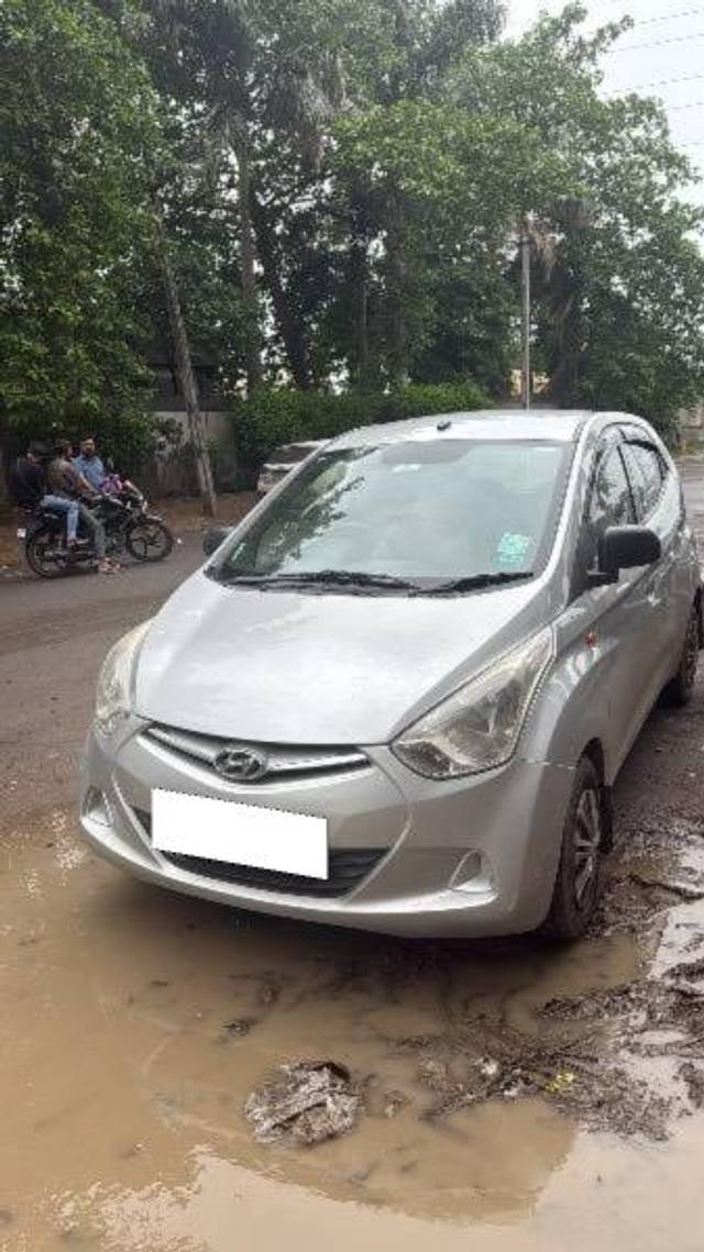 https://images10.gaadi.com/usedcar_image/4605651/original/processed_4118eb9b-bc23-4e4e-8780-b2602c5d48b9.jpeg?imwidth=6400