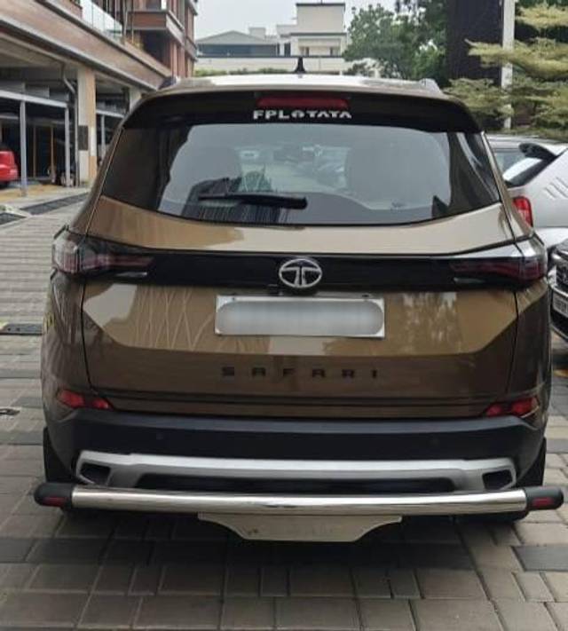 https://images10.gaadi.com/usedcar_image/4605667/original/processed_a385497a64b558879a34f46980a1bf6f.jpg?imwidth=6401