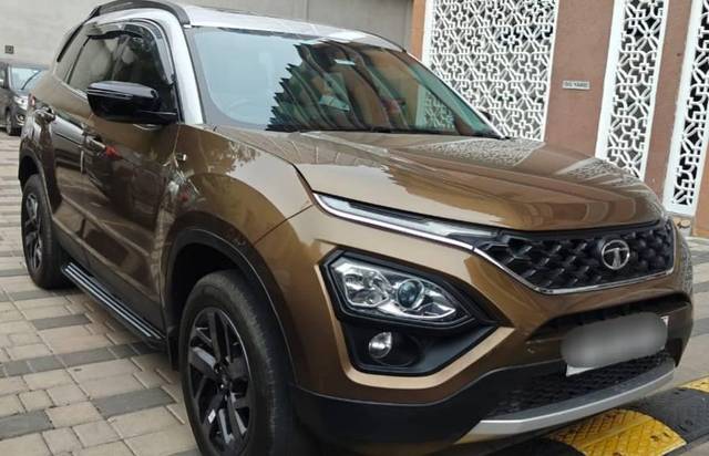 https://images10.gaadi.com/usedcar_image/4605667/original/processed_a8e8fe5b0b71ce0e08c315f1b835e48d.jpg?imwidth=6400
