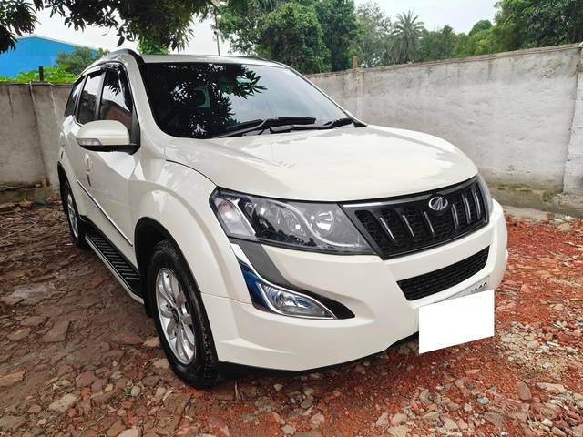 https://images10.gaadi.com/usedcar_image/4605668/original/processed_c699b7fd243c2d18d94f653cbb1bcece.jpg?imwidth=6400