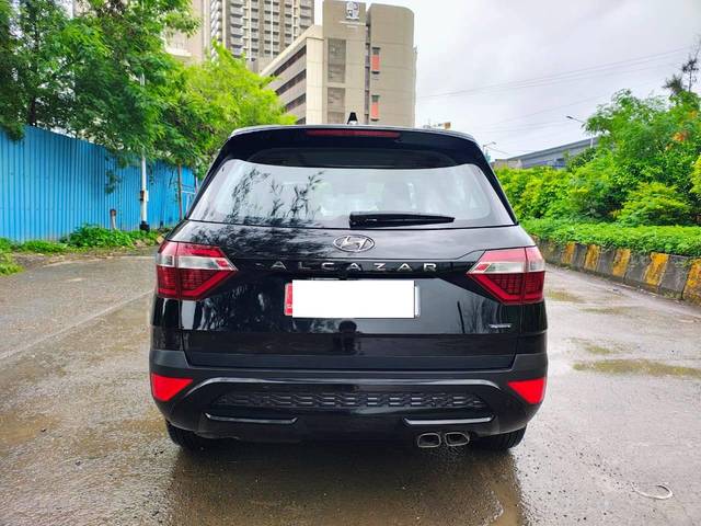 https://images10.gaadi.com/usedcar_image/4605678/original/processed_d48b575edf84332bc21ff494830ca8e9.jpg?imwidth=6401
