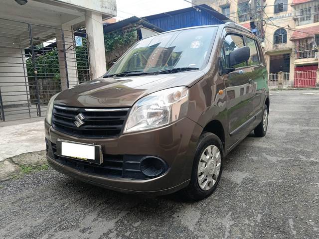 https://images10.gaadi.com/usedcar_image/4605679/original/processed_7103bdf998a76153be611b8929af80da.jpg?imwidth=6402